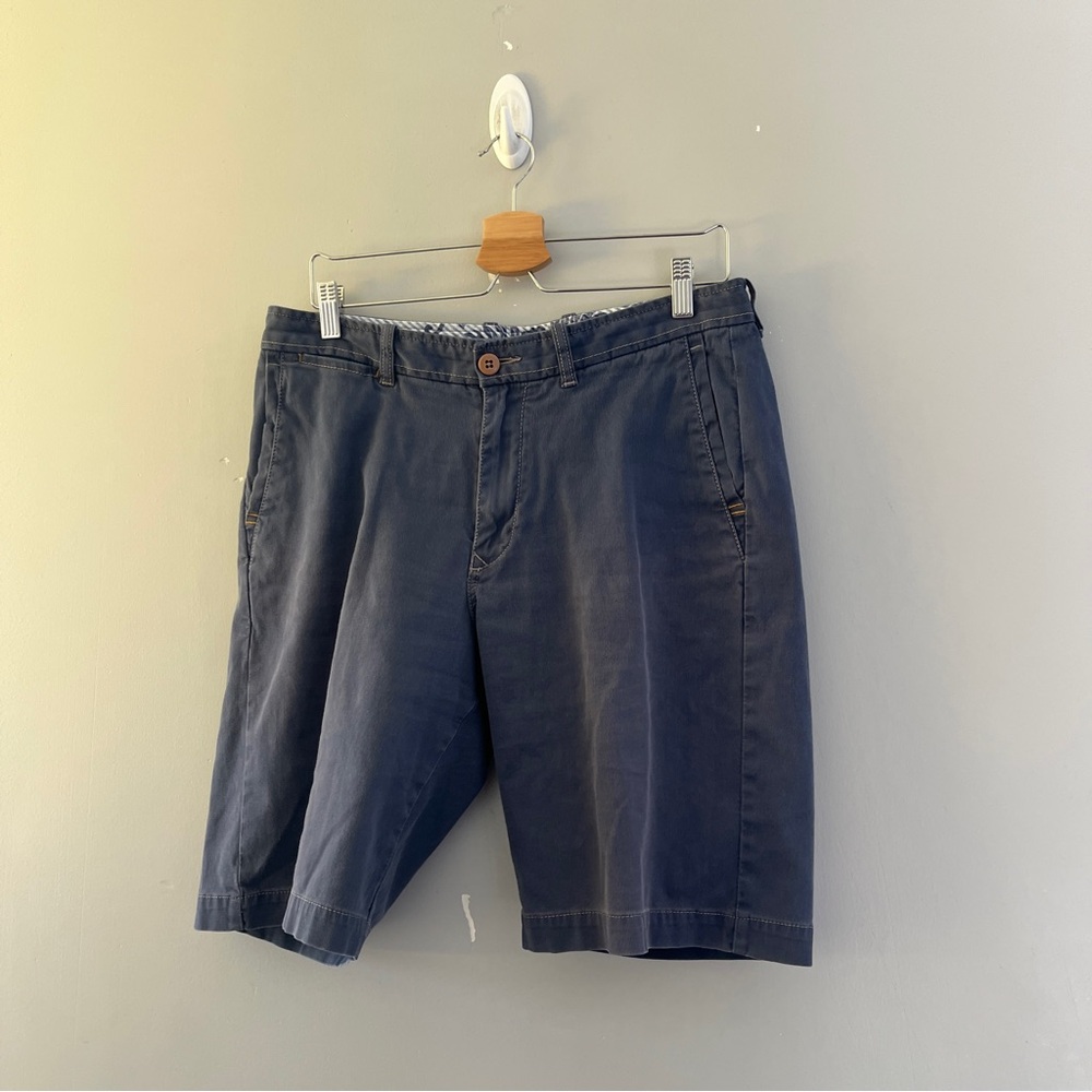 Tommy Bahama Navy Blue Bermuda Shorts Chino Casual Golf Mens Size 33
